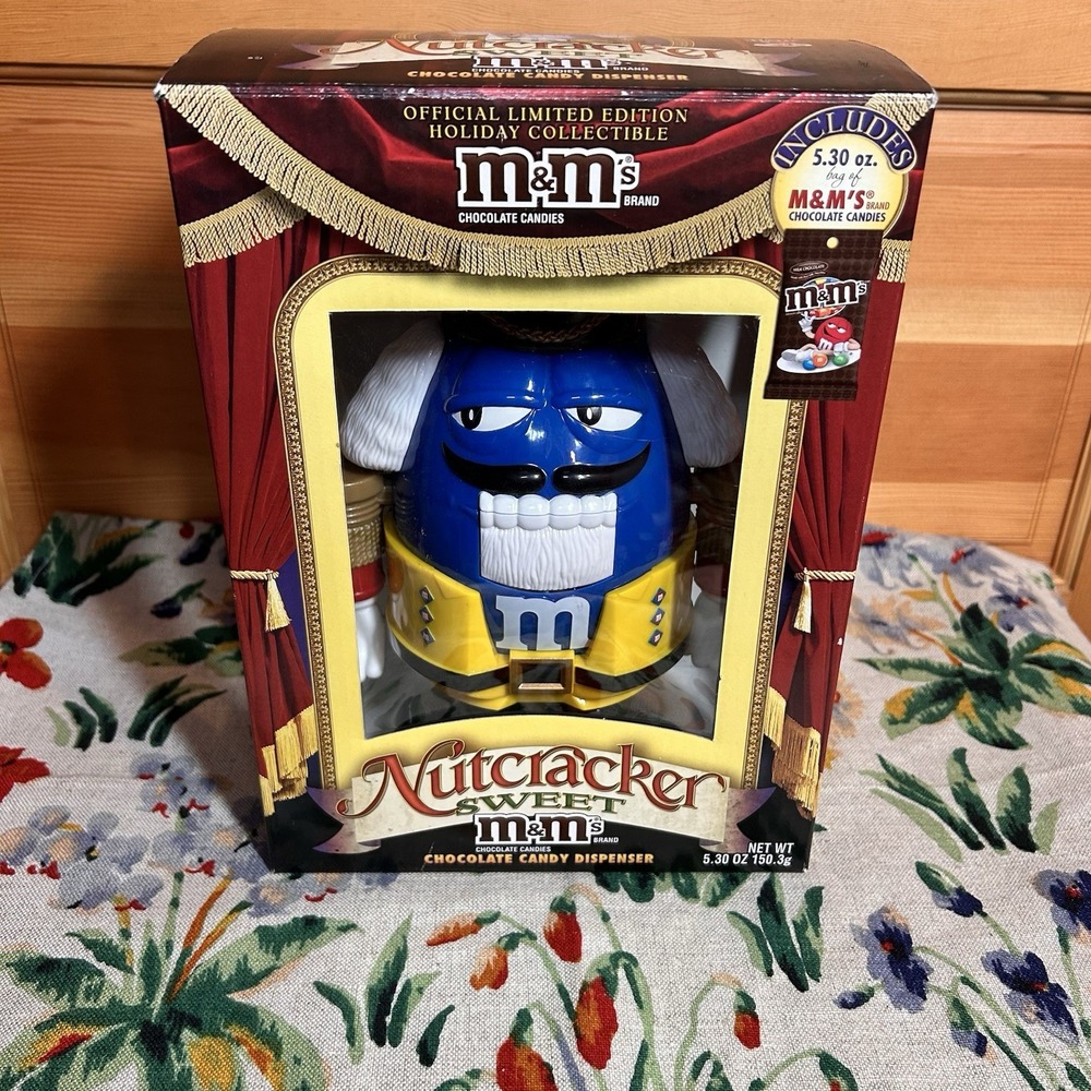 NEW SEALED M&Ms BLUE Nutcracker Ltd Edition Holiday Candy Dispenser Toy Solider